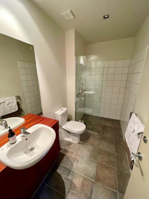 Terrace Downs 2 Bedroom Apartment Windwhistle Экстерьер фото